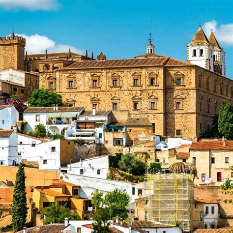 Cáceres → Almería by Train from £122.32